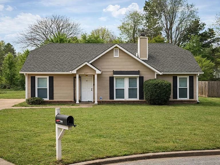Memphis investment property at 6577 Chauncey, Memphis, TN 38141 — before renovation